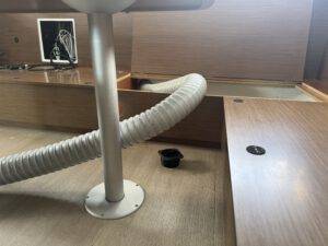 Die neue Heizung für den Winter in Galizien verlegt