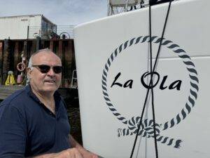 So können wir auch den wasserseitigen Rumpf endlich beschriften