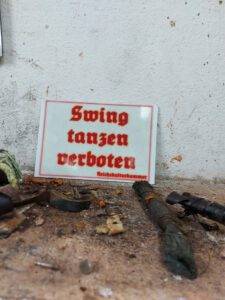 Swing tanzen verboten!