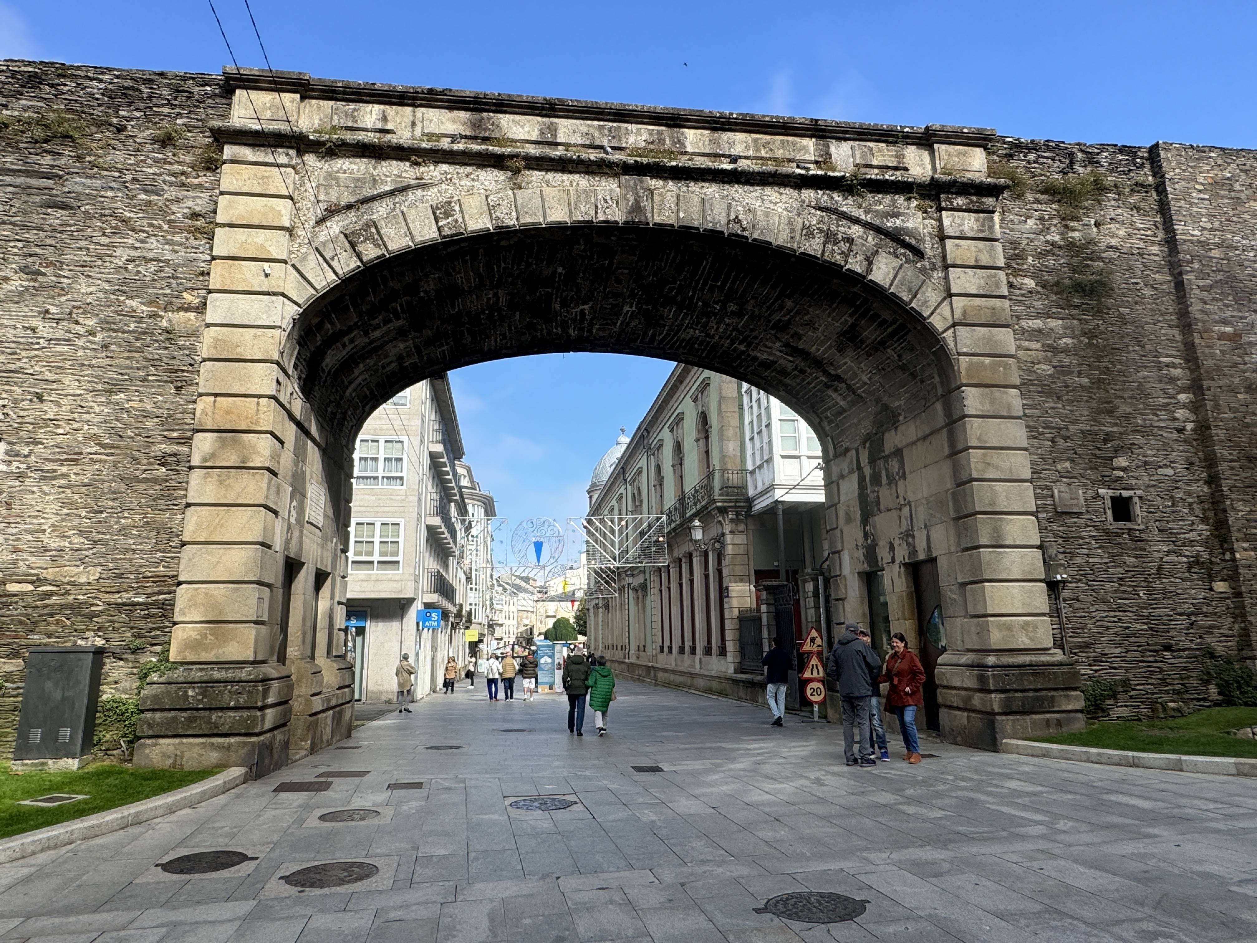 Porta do Bispo Aguirre