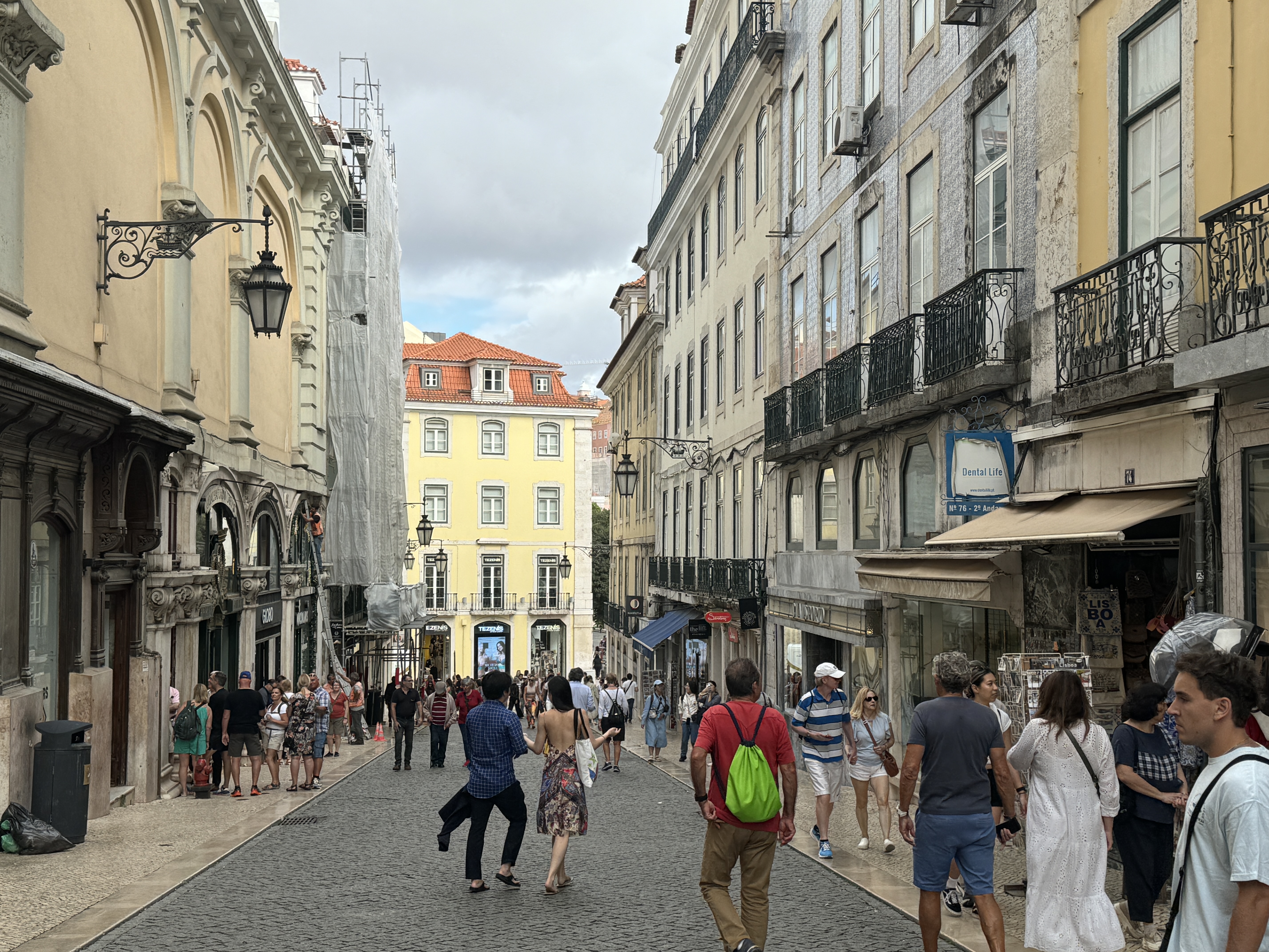 Durch die Straßen von Lissabon