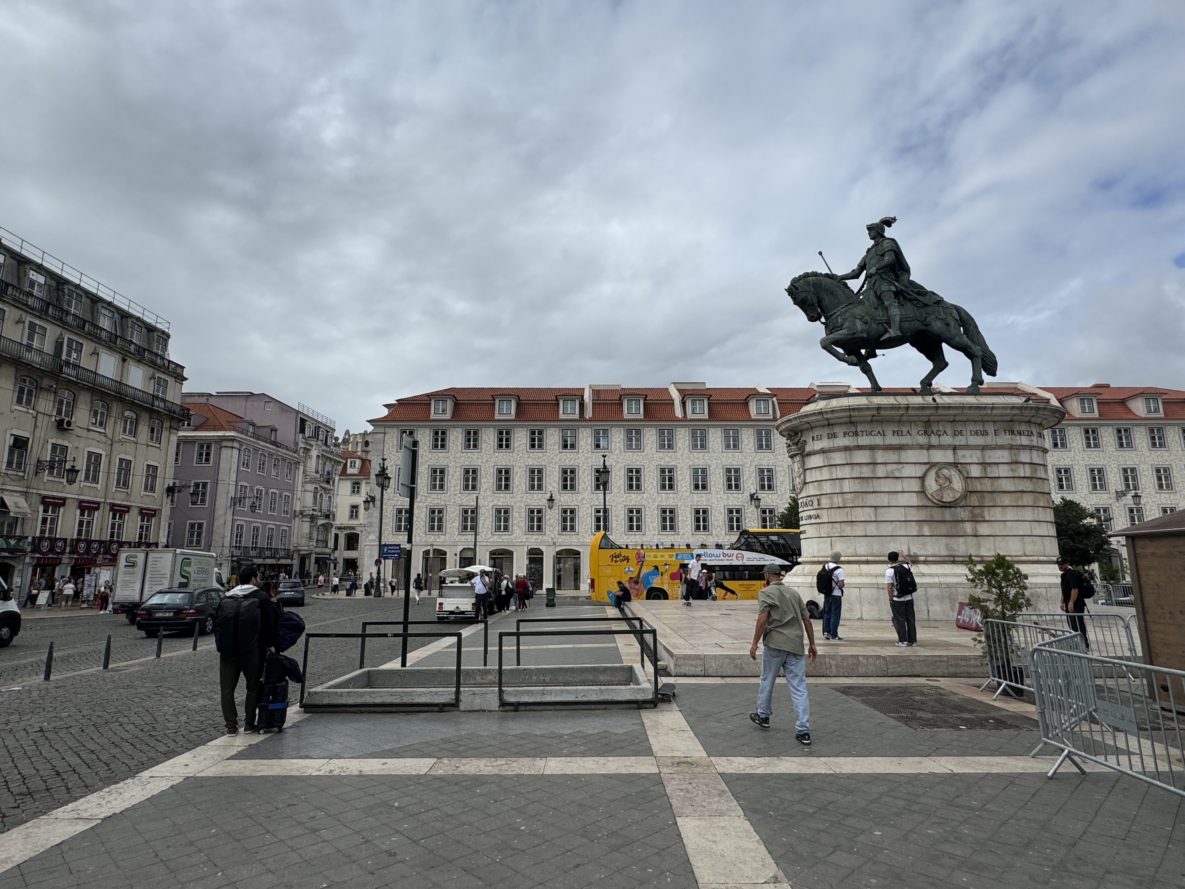 Estátua Equestre de Dom João I am Praça da Figueira