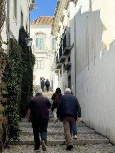 Treppauf zum Castelo