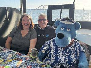 Ilona, Guido und Nili von der Born to live (D)