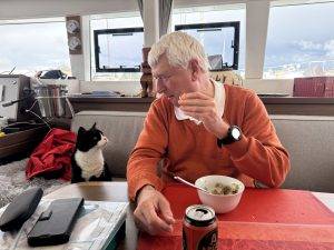 Lucky wird noch Partykater!!!