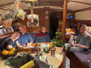 Brit Axel, Stephan und Ludger in freudiger Erwartung der Pizza (Foto von Jens Rabenstein)