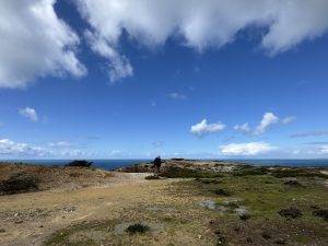 Wanderung entlang der Klippen