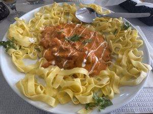 Tagliatelle mit Pulpo und Gambas - saulecker!