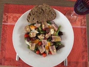 IMG_4301 Salat Nicoise mit gegrilltem Thunfisch