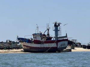 Fischerboote werden gebeacht