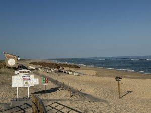 Sogar eine Beachbar gibt es