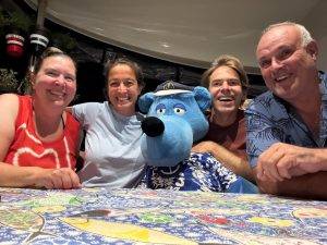 Sonja und Stefan kommen zum Grillen vorbei