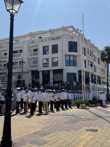 Große Parade an der Promenade