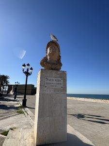 Karnevalist Paco Alba mit „Mütze“