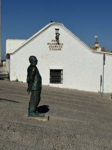 IMG_4702 Statuen gibt es in Cádiz reichlich