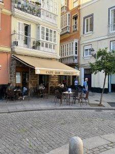 An jeder Ecke ein Café