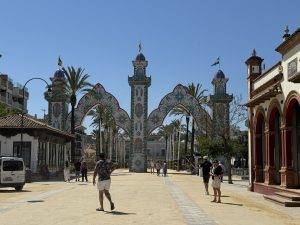 Aufbauarbeiten für die Feria de Manzanilla