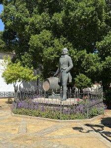 Monumento a Manuel María González Angel