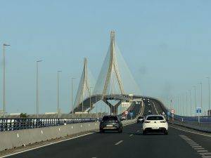 Erinnert stark an die Köhlbrandbrücke in Hamburg