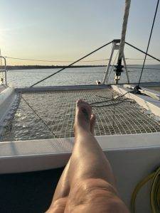 Bootsentspannung bei Abenddämmerung Zurück an Bord
