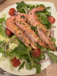 Garnelen-Salat mit Kirschtomaten Ensalada Marina