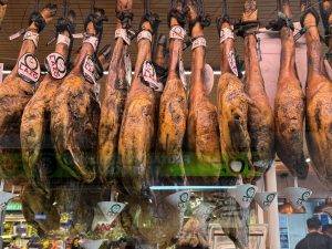 Auf dem Markt gibt es so manche Leckerei