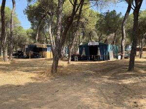 Zelte der verschiedenen Bruderschaften