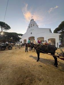 Langsam geht die Sonne unter