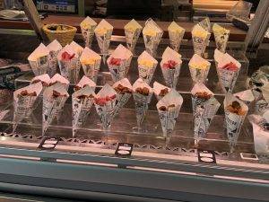 Snacktüten voller Käse und Wurst