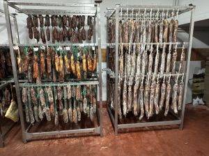 Lomo und Chorizo werden ebenfalls getrocknet