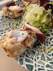 Baguette mit gegrilltem Pulpo