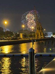 Eröffnungsfeuerwerk