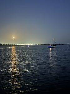 IMG_6420 Abends vor Anker
