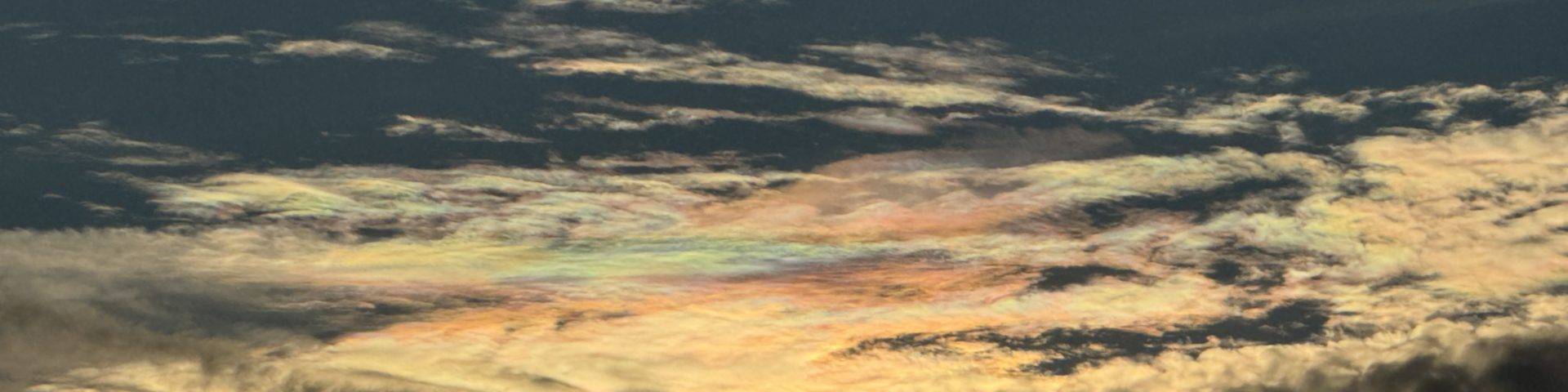 Grün-blaue Wolken