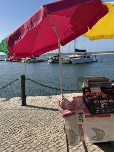 Marktbesuch mit Blick auf La Ola