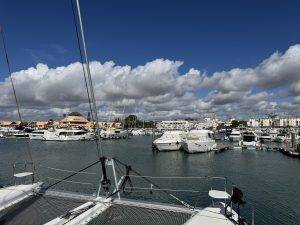 Wolkig, aber immer noch 25°C