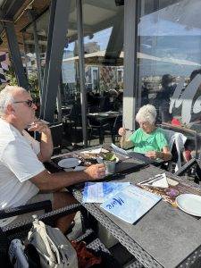 Auf dem Dach gibt‘s leckeres Essen
