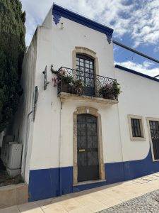 Balkon mit Blümchen