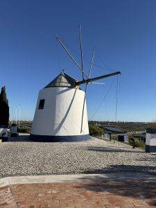 Hübsche kleine Windmühle