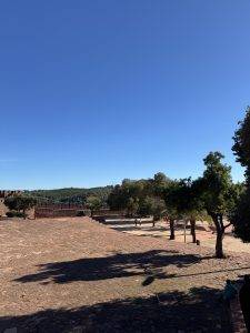 Plaza innerhalb der Festungsmauern