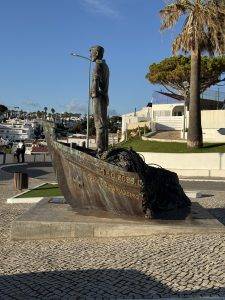 Estátua do Carvoeiro
