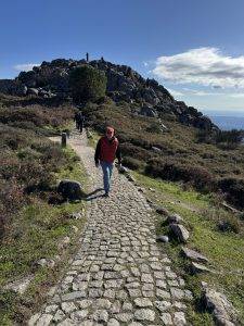 Rundgang auf dem Berg