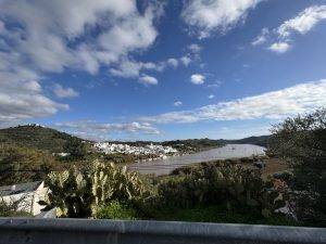 Sanfte Flußwindungen in Alcoutim