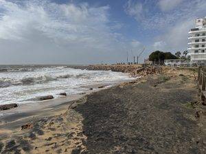 Aufgewühlte See in Quarteira