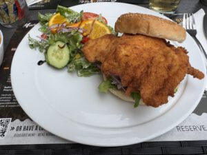 Hähnchen-Avocado-Burger