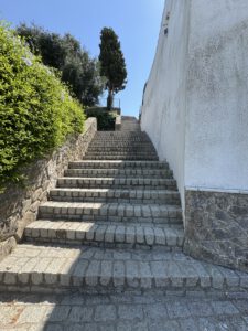 Nein, den Weg zum Castillo de Medina Sidonia sparen wir uns