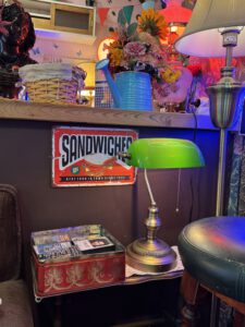 Mit viel Schnickschnack