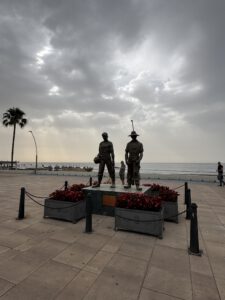 Estatuas Labrador y Pescador