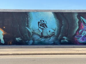Wandbilder an der Muelle de la Curra